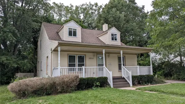 30543 Everett Street S, Southfield, MI 48076