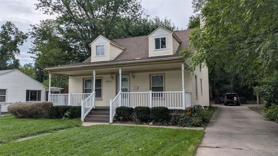 30543 Everett Street S, Southfield, MI 48076 - #2
