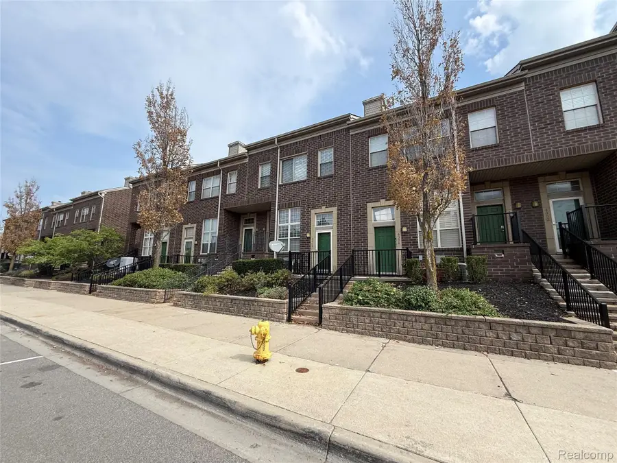 4308 Schaefer Rd Schaefer Road, Dearborn, MI 48126 - #2