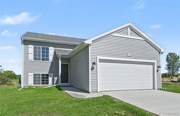 5528 Lahring Road, Linden, MI 48451