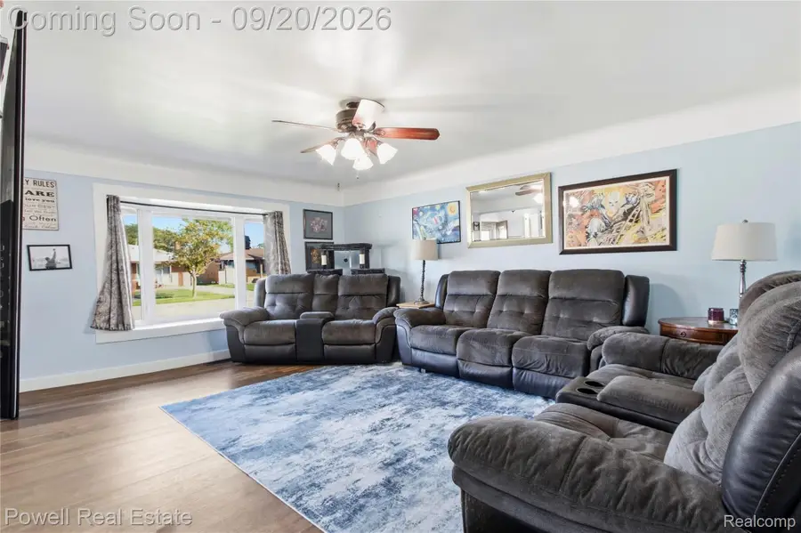 26517 Marilyn Avenue, Warren, MI 48089 - #3