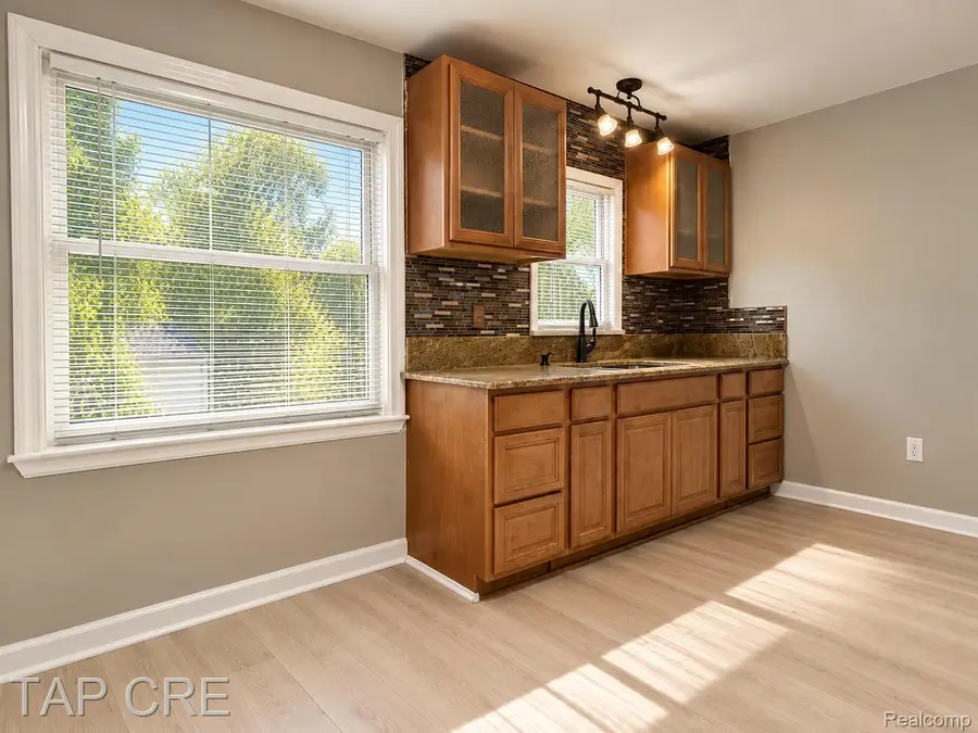 19762 Shiawassee Drive, Detroit, MI 48219 - #3