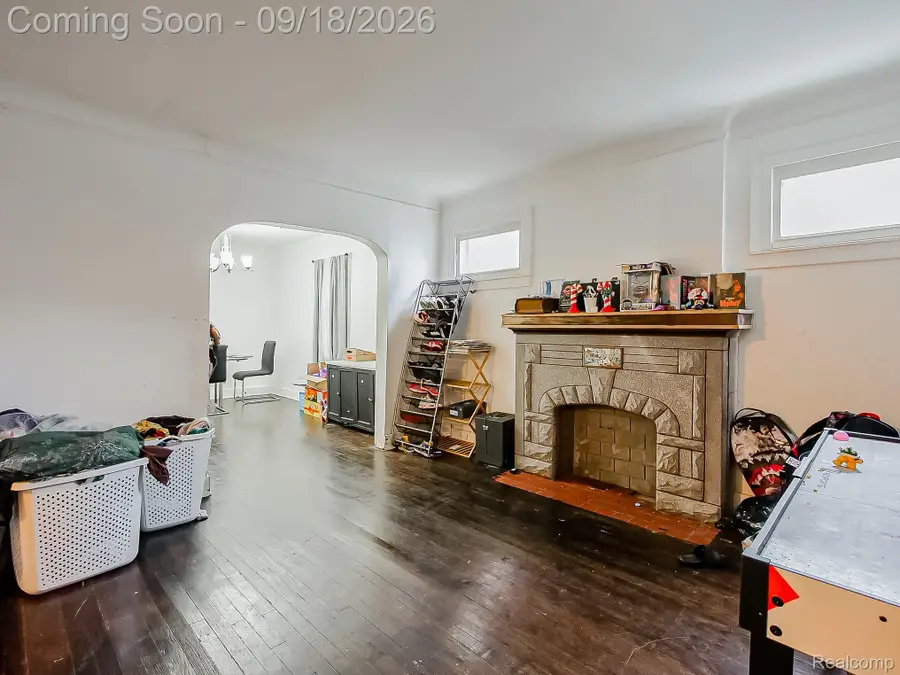 9621 Montrose Street, Detroit, MI 48227 - #2