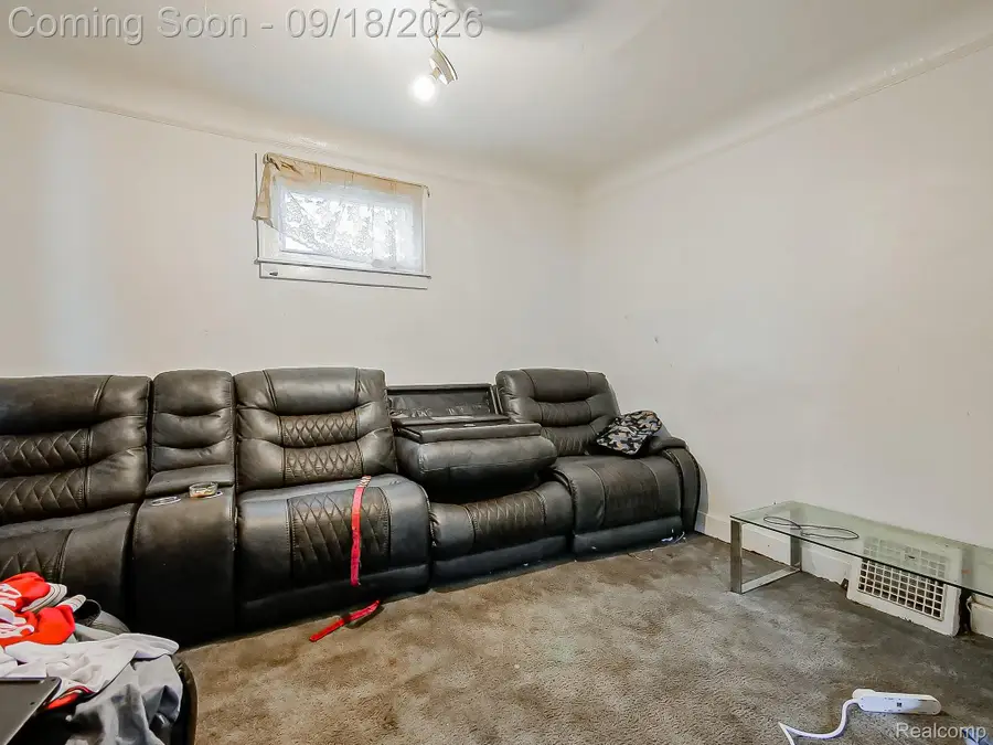 9621 Montrose Street, Detroit, MI 48227 - #3