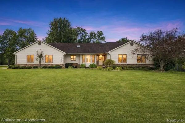 17076 27 Mile Road, Ray, MI 48096
