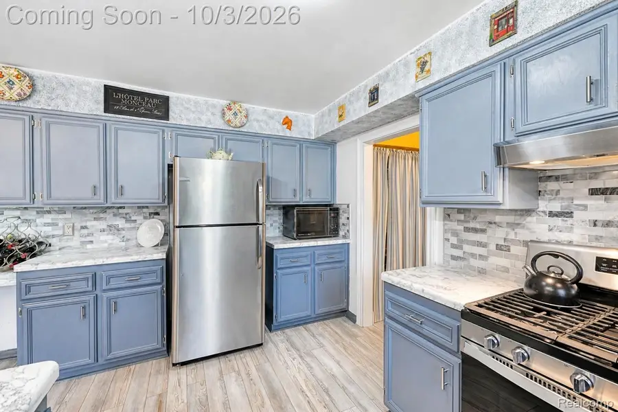 40019 Gulliver Drive, Sterling Heights, MI 48310 - #3