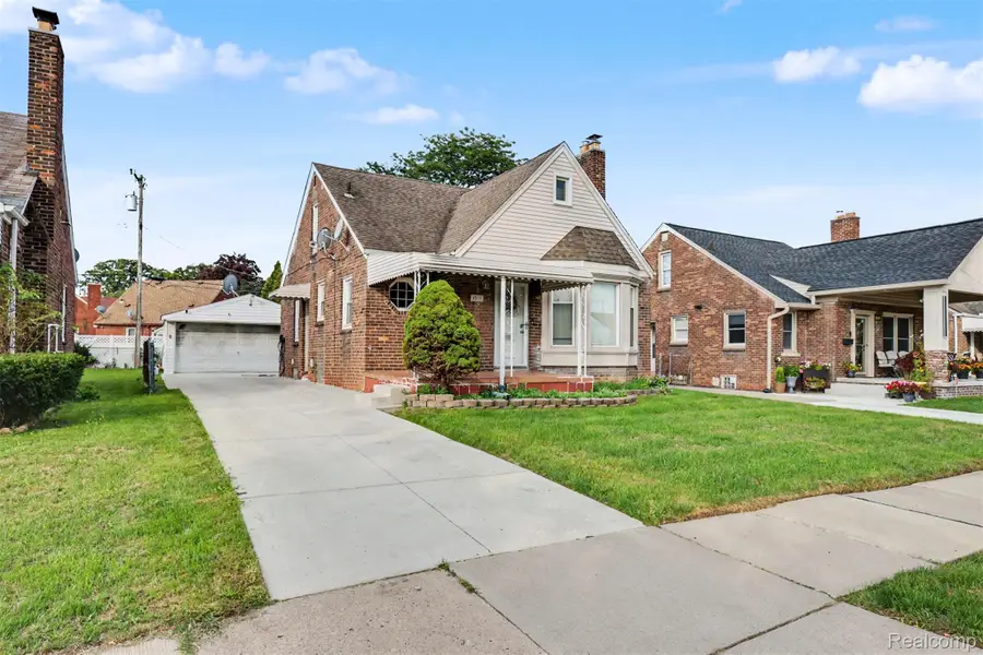 4211 Woodworth Street, Dearborn, MI 48126 - #2