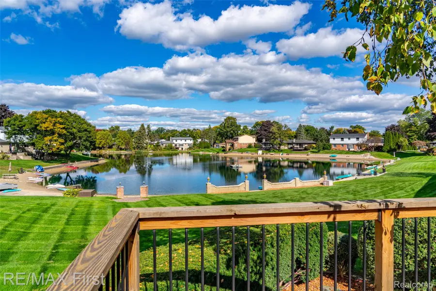 4611 Kings Row, Shelby, MI 48316 - #2