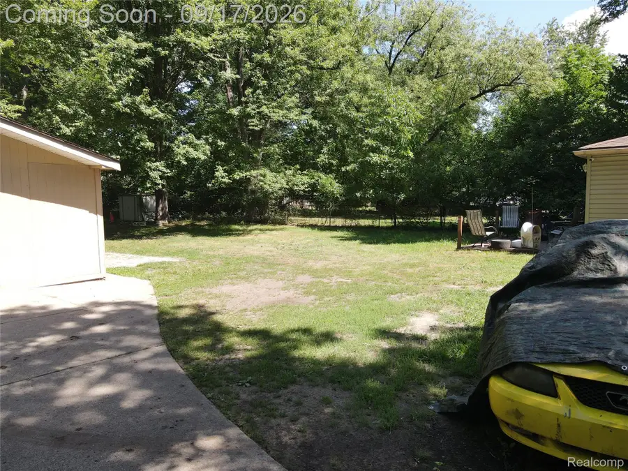 21190 Midway Avenue, Southfield, MI 48075 - #3