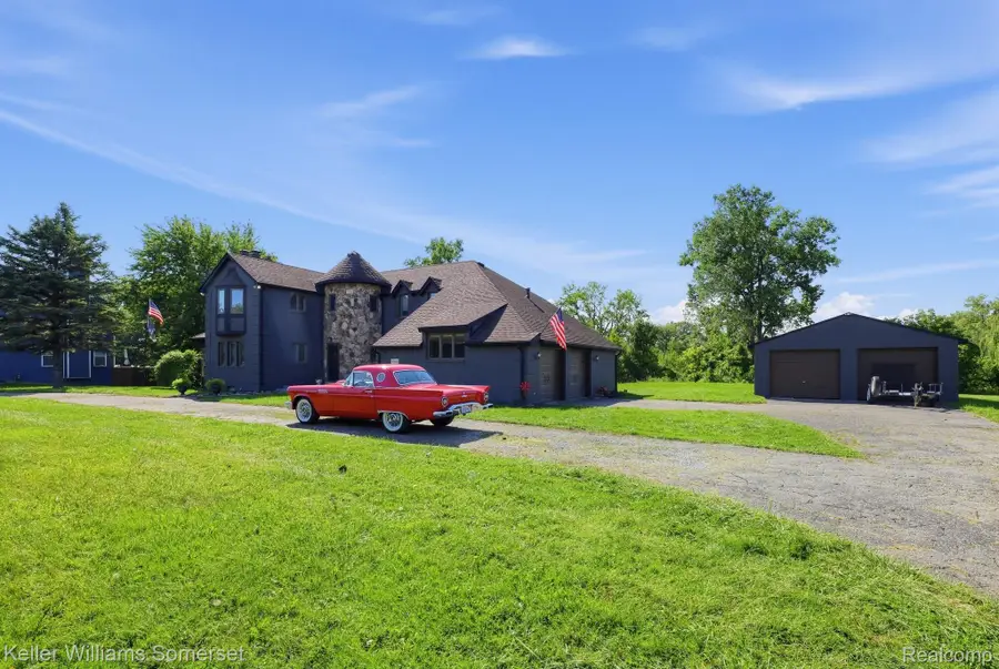52401 Baker Road, Chesterfield, MI 48047 - #2