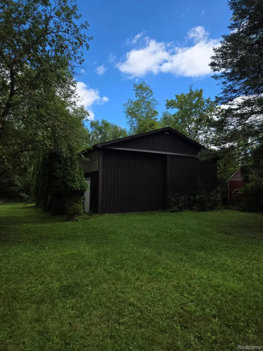 6429 Mabley Hill Road, Fenton, MI 48430 - #3
