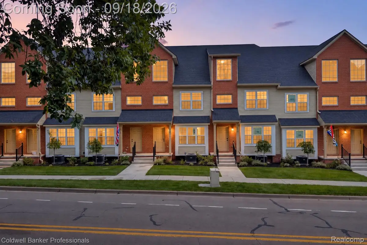 512 Village Lane, Milford, MI 48381 - #1