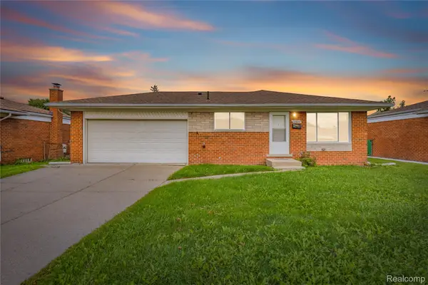 32804 Norwood Drive, Warren, MI 48092