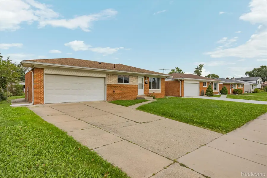 32804 Norwood Drive, Warren, MI 48092 - #3
