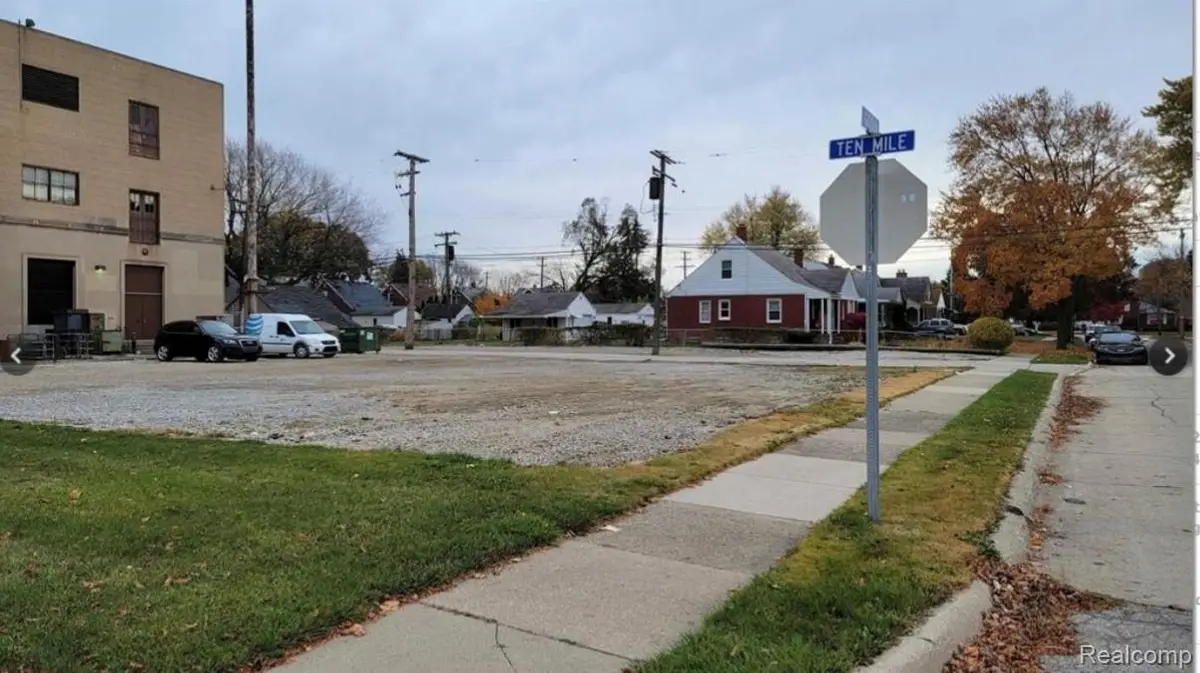 7356 E 10 Mile Road, Center Line, MI 48015 - #1