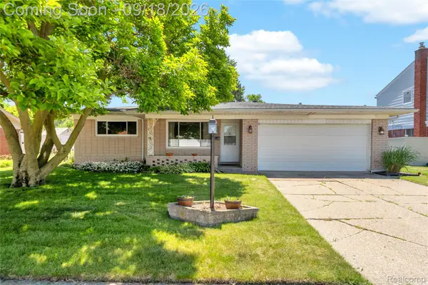 4840 Iowa Drive, Warren, MI 48092