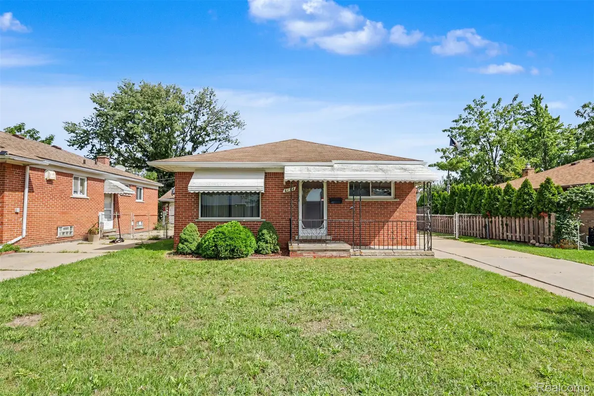 6192 N Waverly Street, Dearborn Heights, MI 48127 - #1