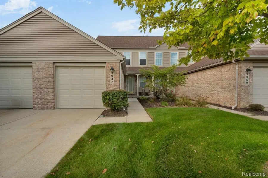 3947 Hunters Circle E, Canton, MI 48188 - #2