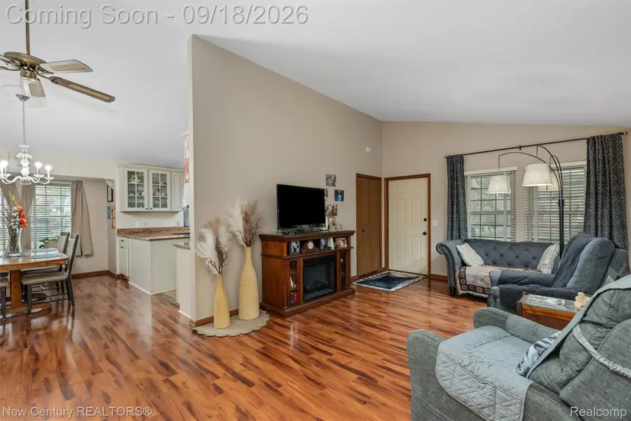 7746 Oakland Place, Waterford, MI 48327 - #2