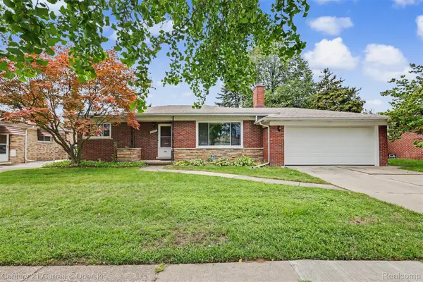 9132 Marion Crescent, Redford, MI 48239