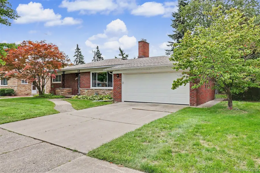 9132 Marion Crescent, Redford, MI 48239 - #2