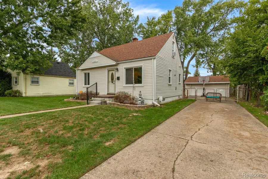 14951 Shirley Avenue, Warren, MI 48089 - #2