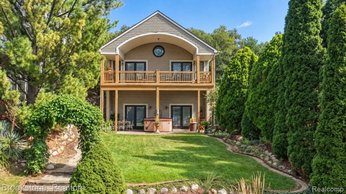 9701 Norman Road, Clarkston, MI 48348 - #1