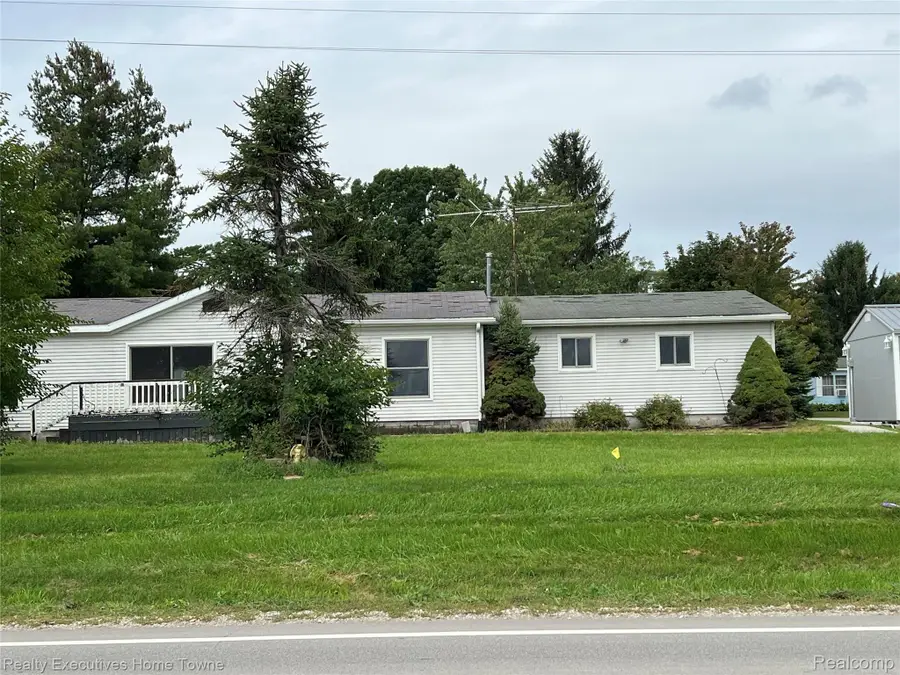 5480 Anna Street, Croswell, MI 48422 - #2
