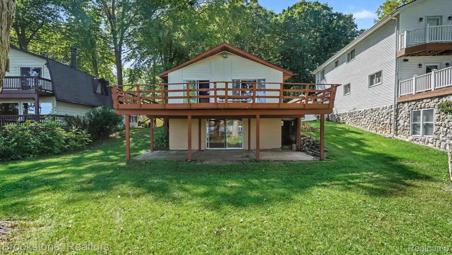 5267 Redding Drive, Pinckney, MI 48169 - #2