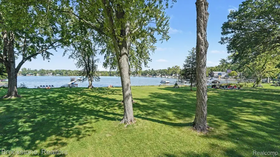 5267 Redding Drive, Pinckney, MI 48169 - #3