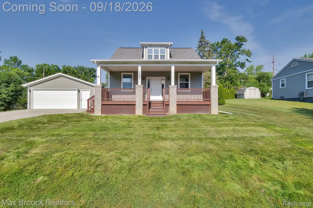 1080 Oregon Boulevard, Waterford, MI 48327 - #1