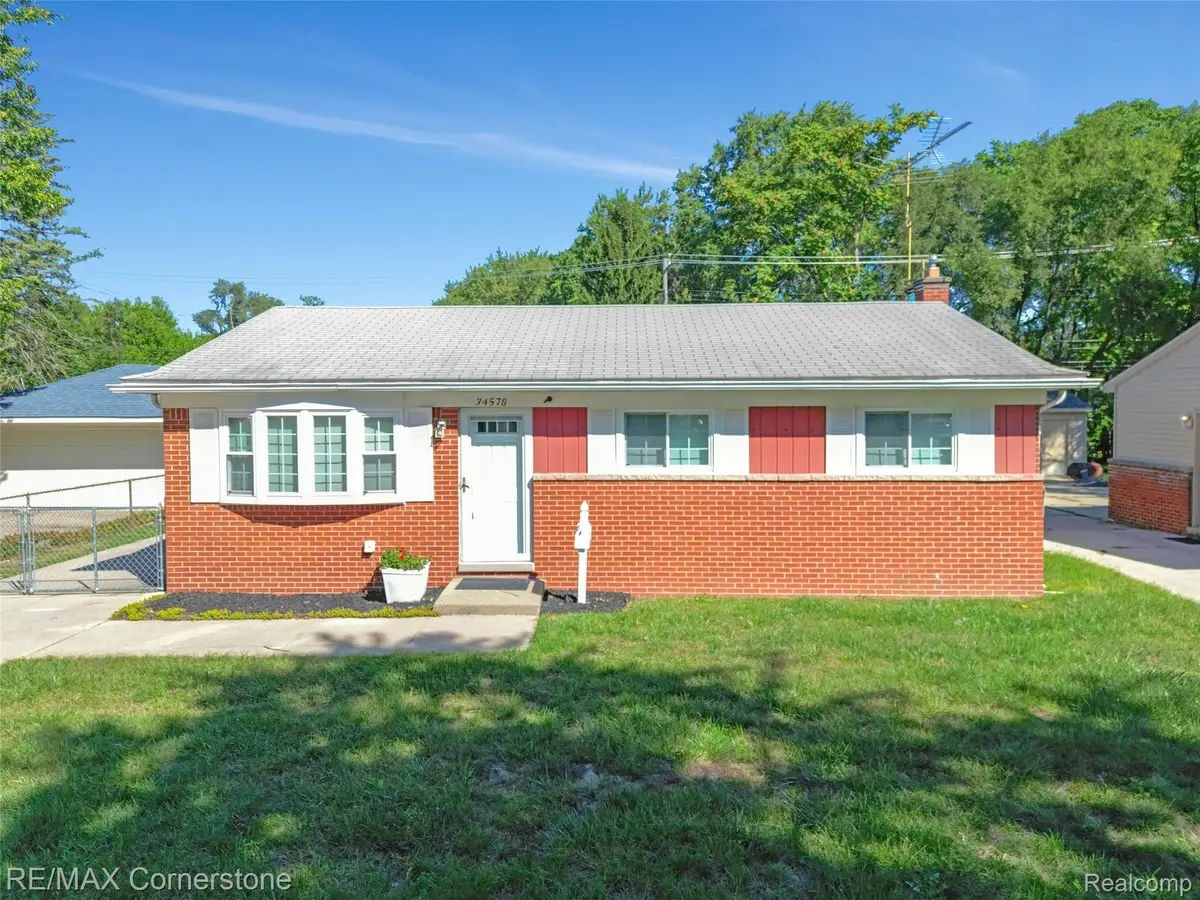 34578 Phyllis Street, Wayne, MI 48184 - #1