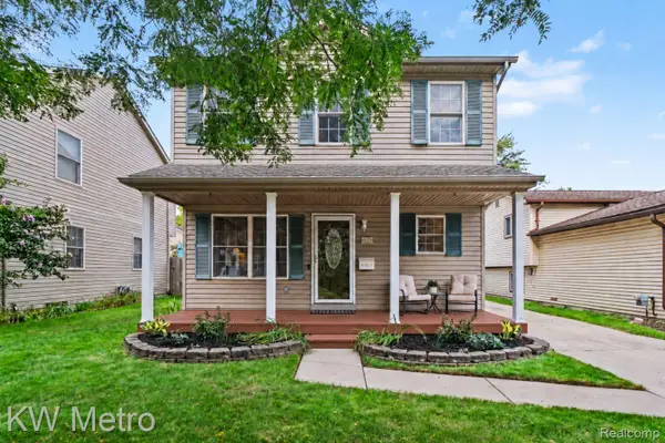 3747 Royal Avenue, Berkley, MI 48072
