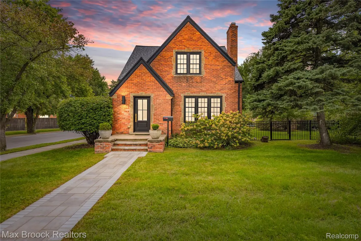 601 Catalpa Drive, Royal Oak, MI 48067 - #1