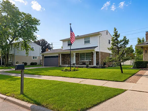24198 Colonial Drive, Woodhaven, MI 48183
