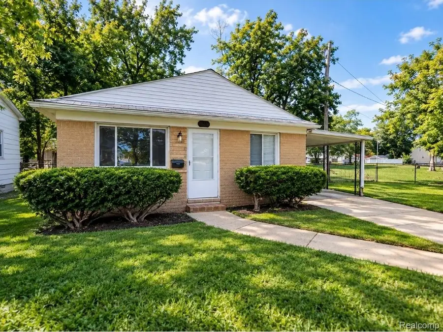6793 Prospect Avenue, Warren, MI 48091 - #2