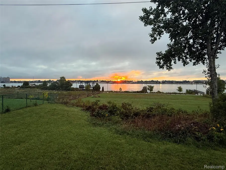 1920 Military Street, Port Huron, MI 48060 - #2