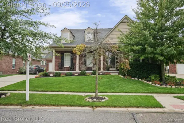 51285 Upland View Street, Canton, MI 48188