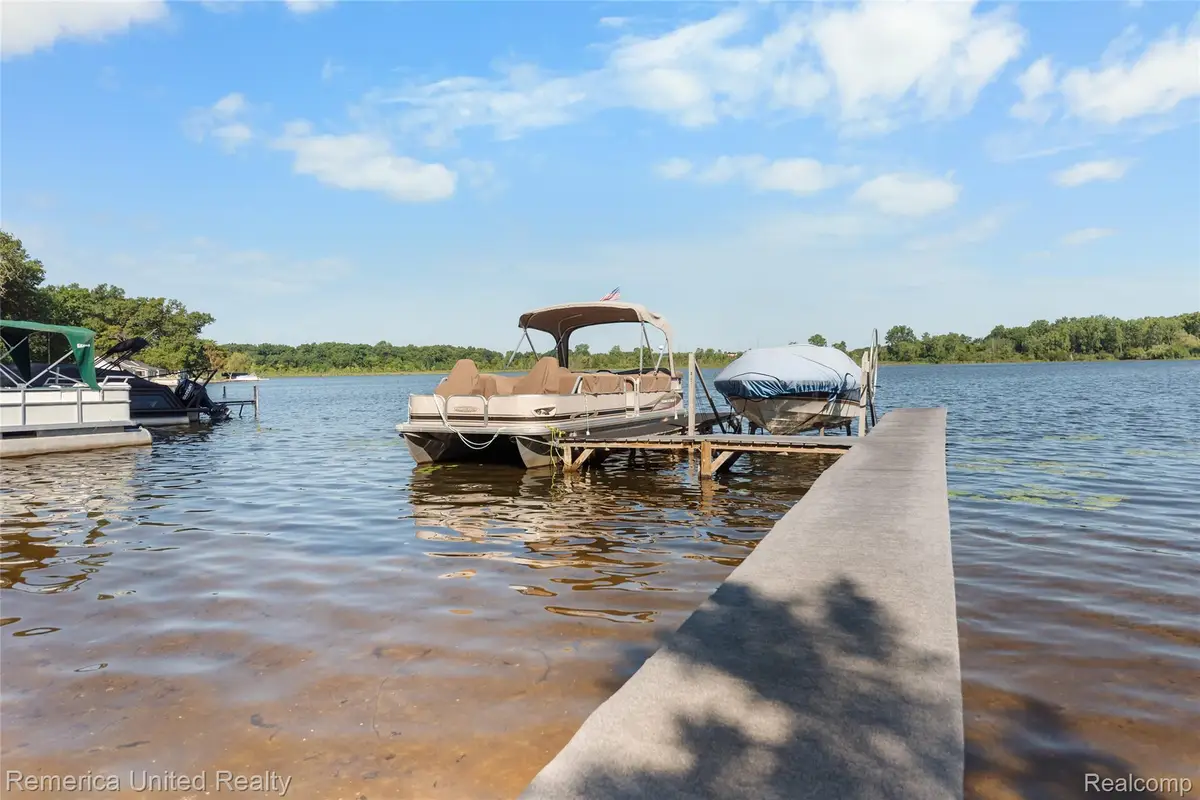 1491 Division Drive, Hartland, MI 48353 - #1