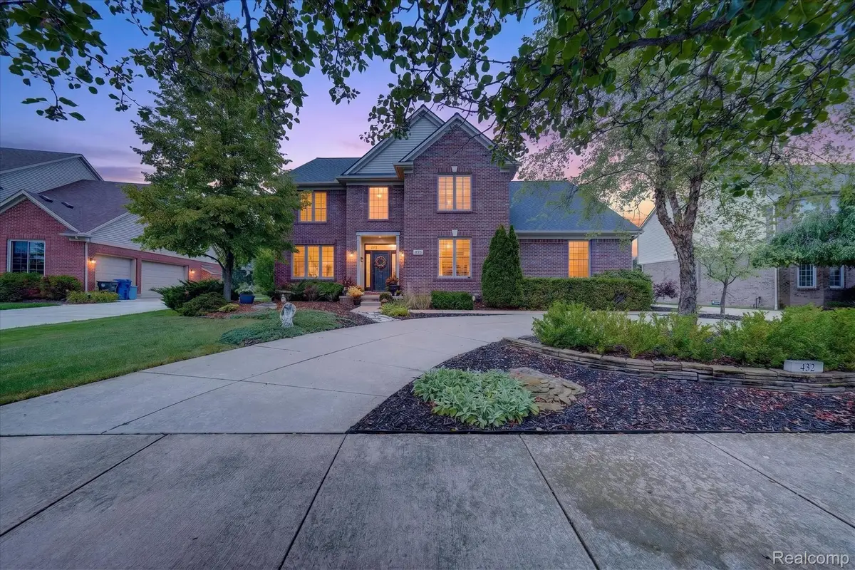 432 E Canford Park, Canton, MI 48187 - #1