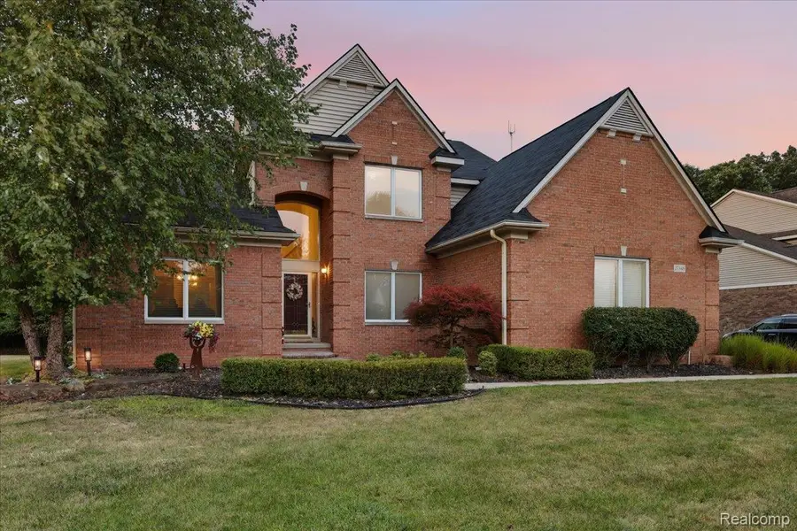 27348 Oxford Drive, Southfield, MI 48033 - #3