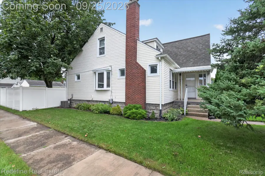 1026 S Wilson Avenue, Royal Oak, MI 48067 - #2