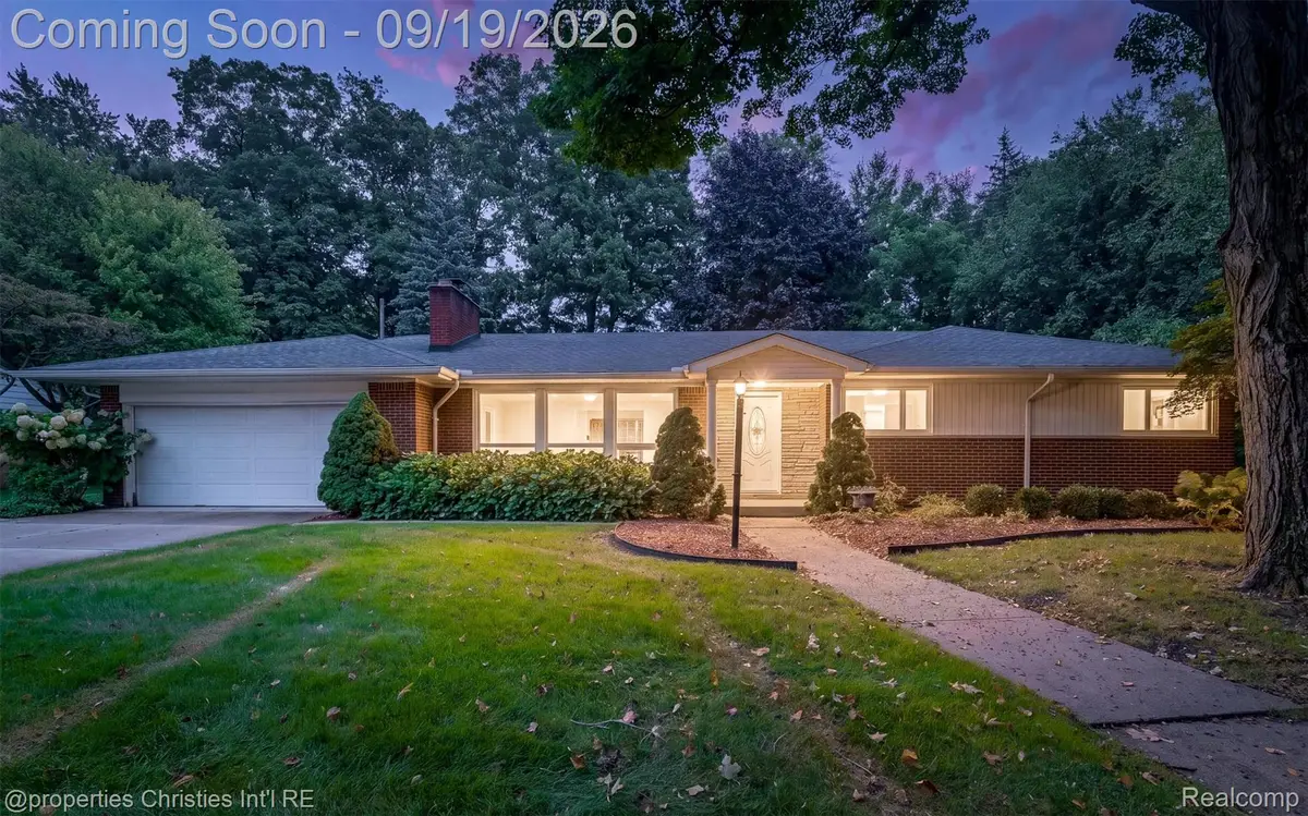 32340 Sylvan Lane, Beverly Hills, MI 48025 - #1