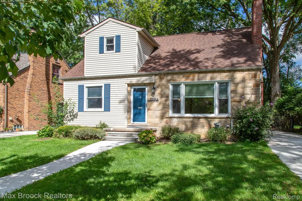 10744 Kingston Avenue, Huntington Woods, MI 48070 - #1