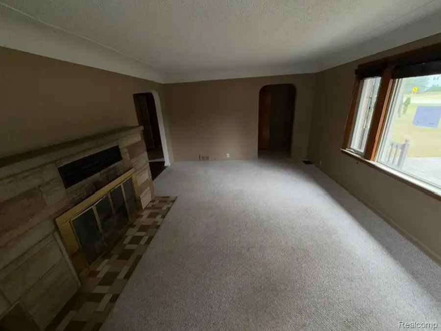 6435 S State Road, Goodrich, MI 48438 - #2
