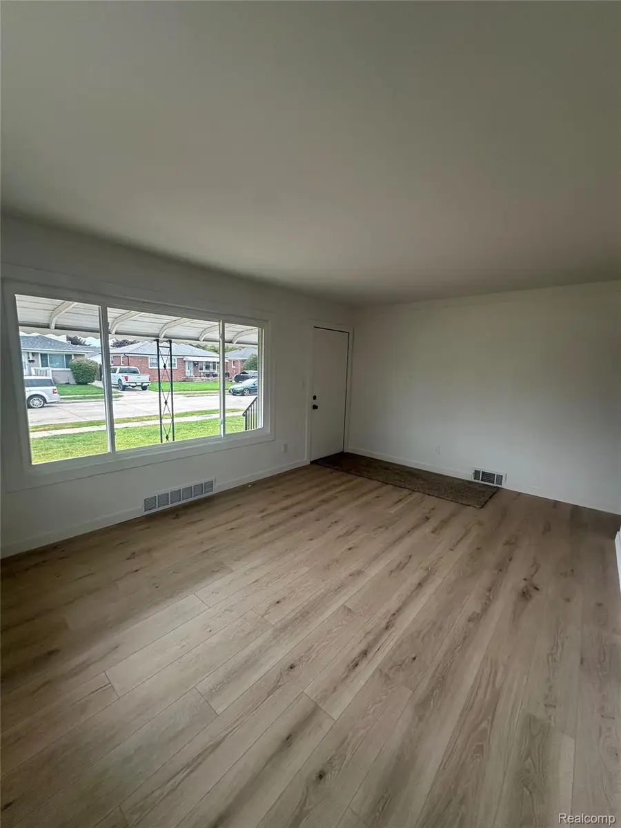 25335 Pattow Street, Roseville, MI 48066 - #3