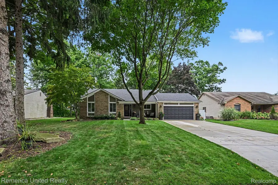 21995 Sunflower Road, Novi, MI 48375 - #2