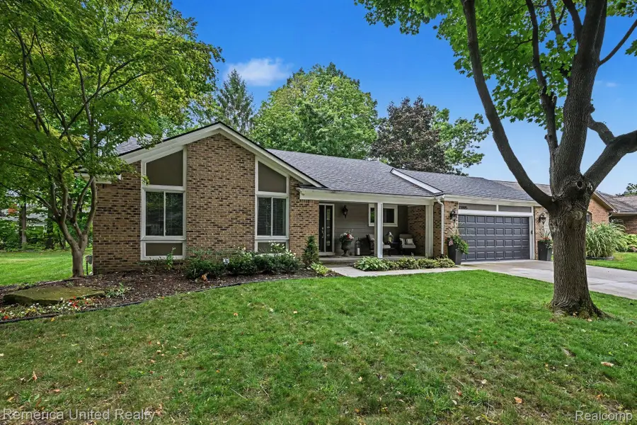 21995 Sunflower Road, Novi, MI 48375 - #3