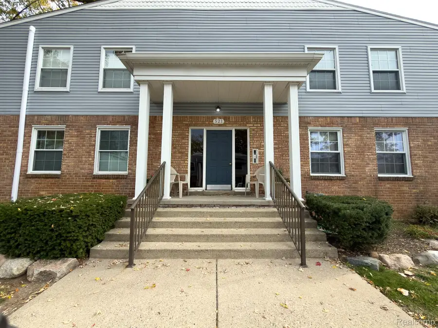 521 E University DR  # 805, Rochester, MI 48307 - #2