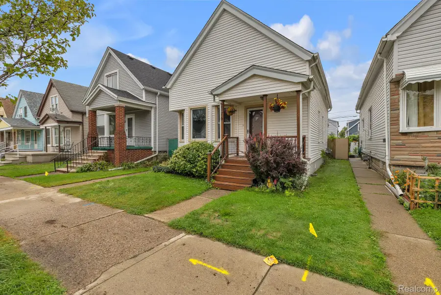 2176 Trowbridge Street, Hamtramck, MI 48212 - #3